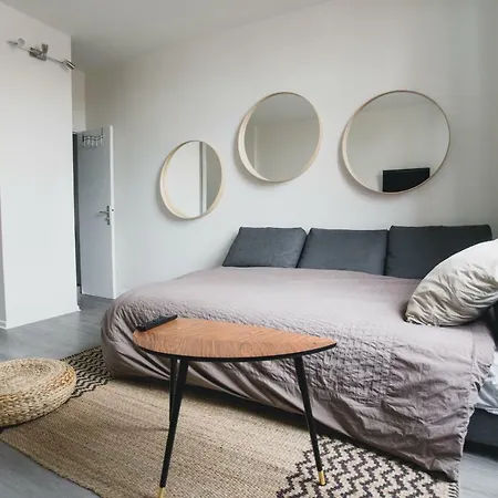 Апартаменты Nice And Modern Studio In *